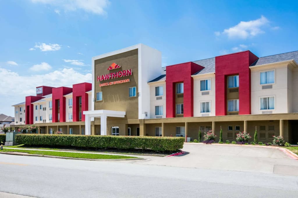 Candlewood Suites DFW Airport North – Irving, an IHG Hotel - Airport shuttle hotel near DFW