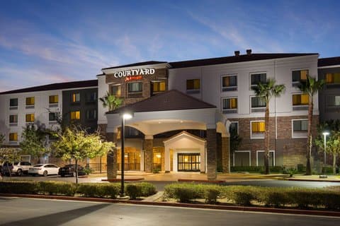 Courtyard by Marriott Ontario Rancho Cucamonga - Airport shuttle hotel near ONT