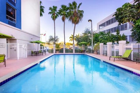 SpringHill Suites by Marriott Miami Airport South Blue Lagoon Area - Airport shuttle hotel near MIA