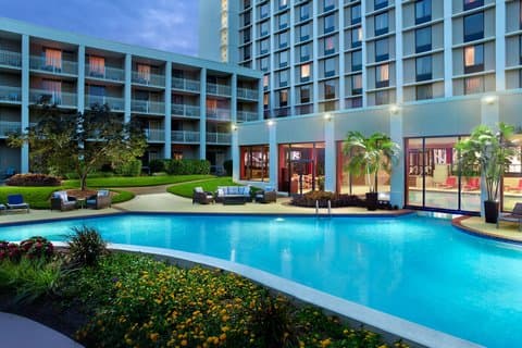 Atlanta Airport Marriott - Airport shuttle hotel near ATL