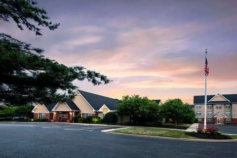 Residence Inn by Marriott Cincinnati Airport - Airport shuttle hotel near CVG
