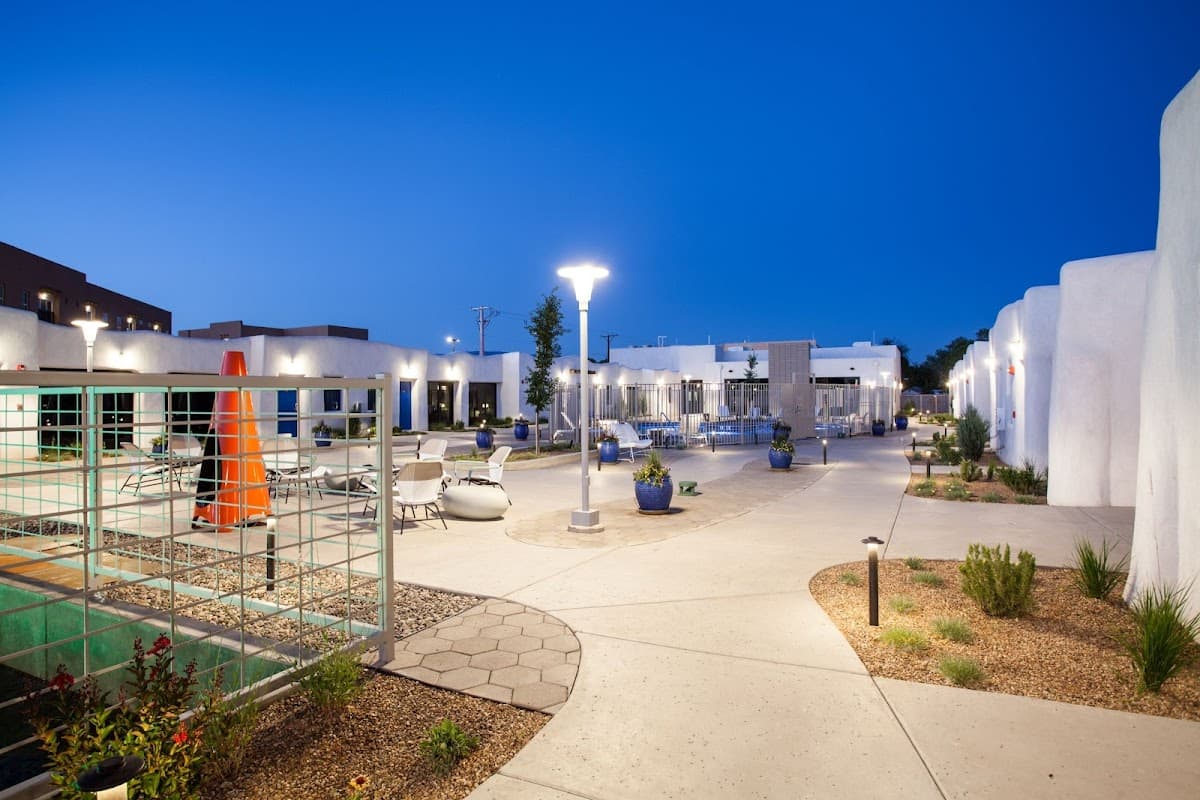 El Vado Motel - Airport shuttle hotel near ABQ