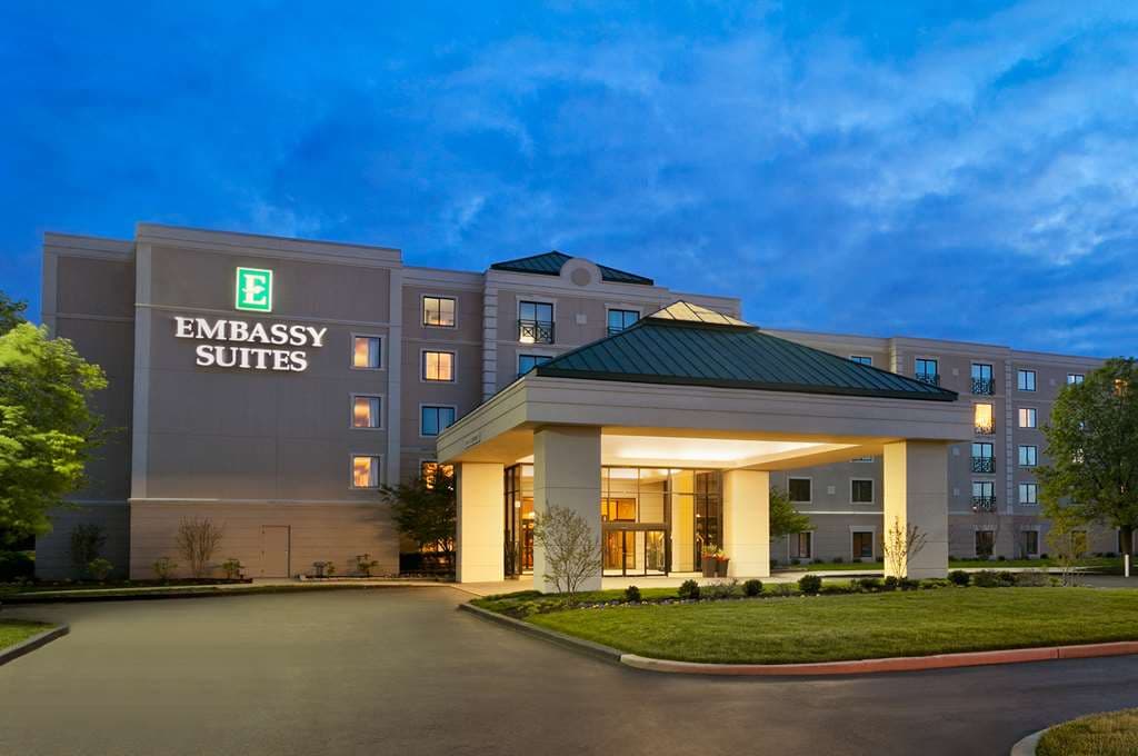 Embassy Suites by Hilton Philadelphia Airport - Airport shuttle hotel near PHL