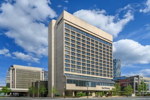 The Westin Crystal City Reagan National Airport - Airport shuttle hotel near DCA