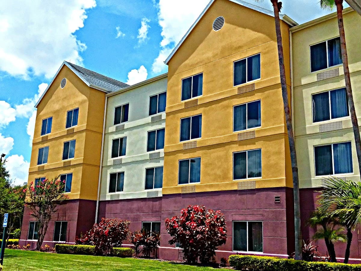 Fairfield Inn Orlando Airport - Airport shuttle hotel near MCO