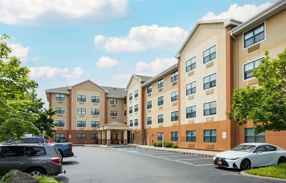 Extended Stay America Suites- New York City - LaGuardia Airport - Airport shuttle hotel near LGA