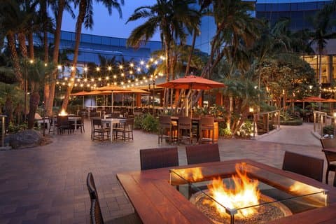 Marriott Marquis San Diego Marina - Airport shuttle hotel near SAN