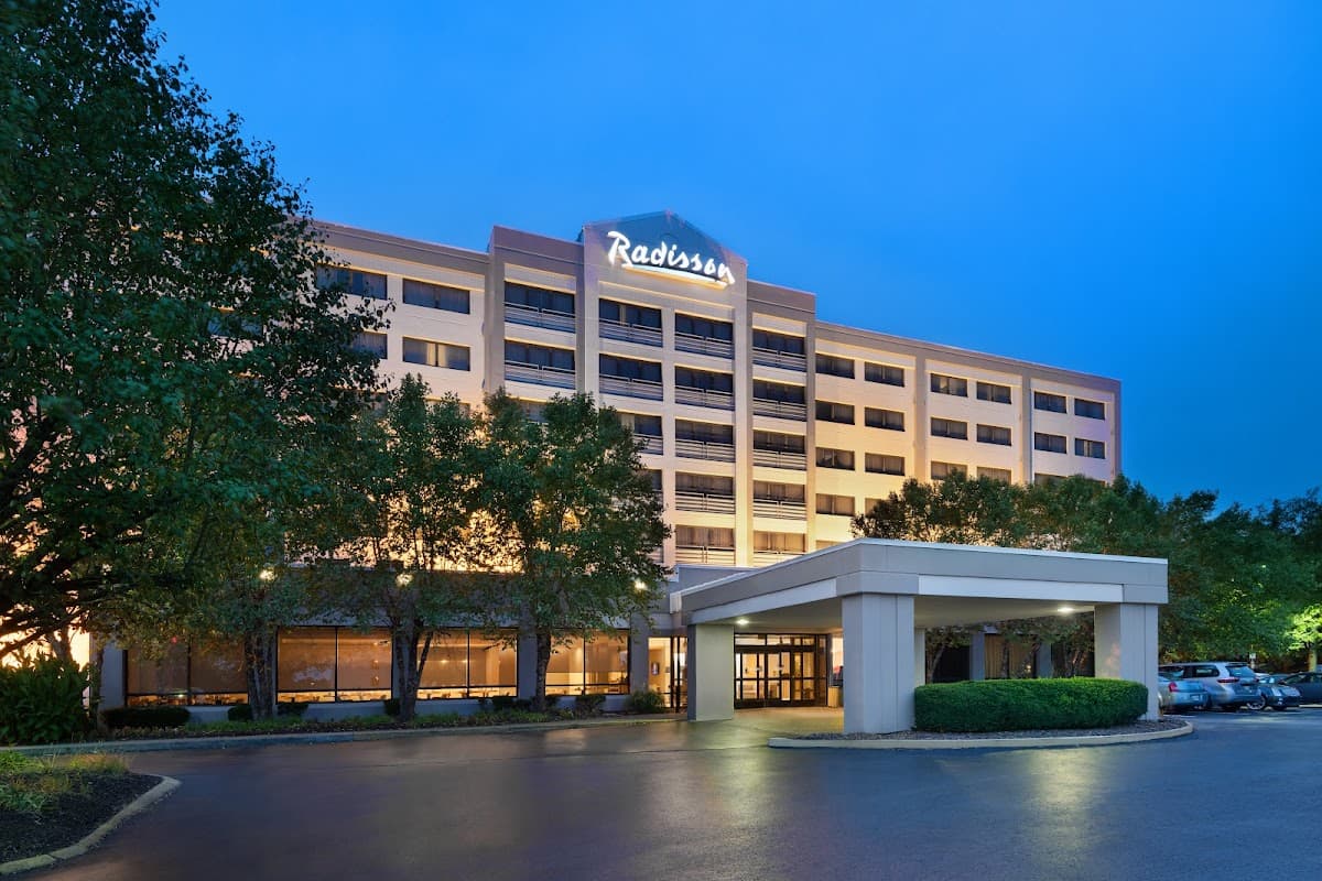 Radisson Hotel Nashville Airport - Airport shuttle hotel near BNA