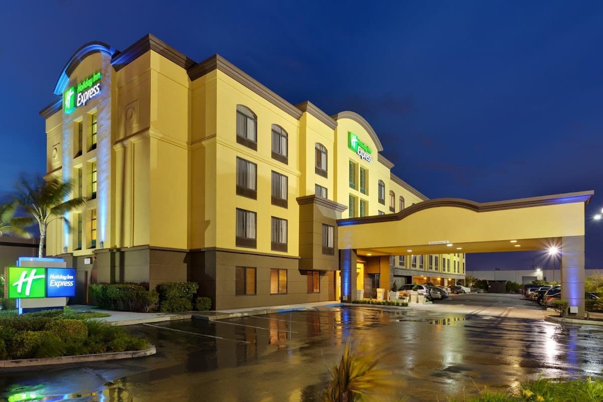 Holiday Inn Express San Francisco-Airport North by IHG - Airport shuttle hotel near SFO