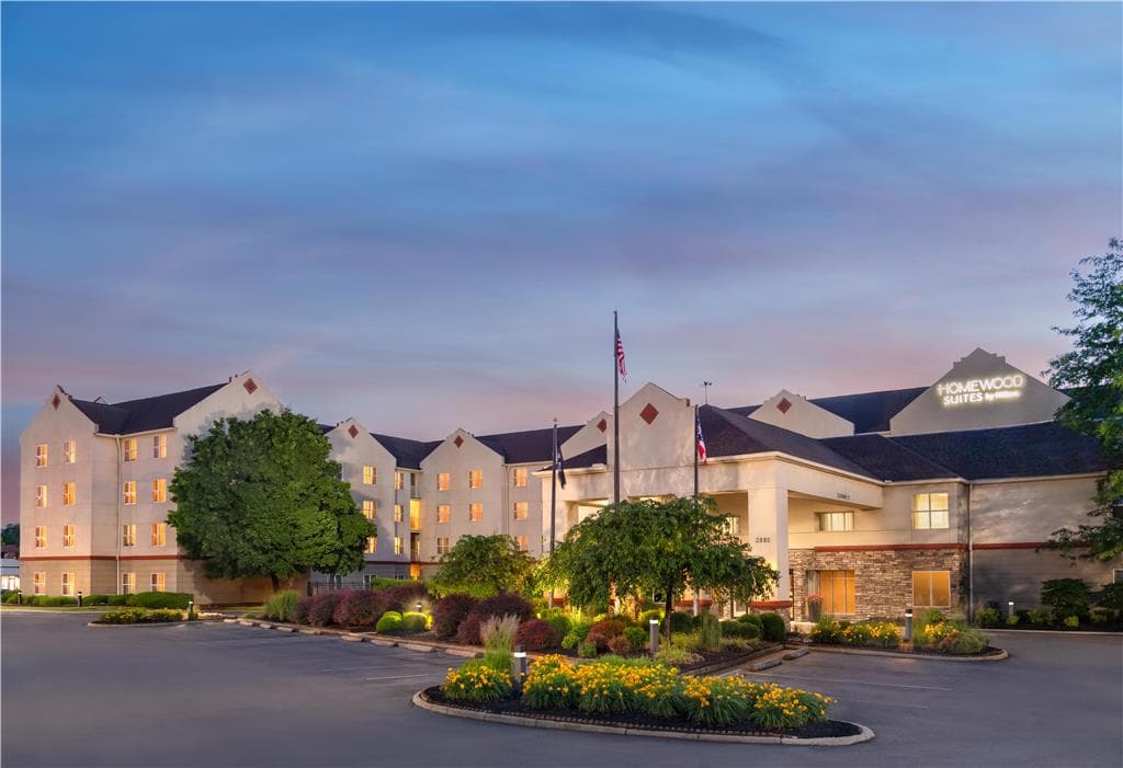 Homewood Suites by Hilton Columbus/Airport - Airport shuttle hotel near CMH