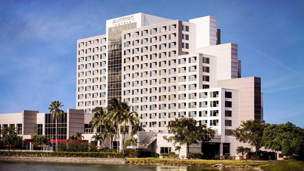 Pullman Miami Airport - Airport shuttle hotel near MIA