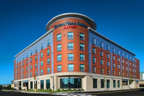 TownePlace Suites by Marriott Boston Logan Airport/Chelsea - Airport shuttle hotel near BOS