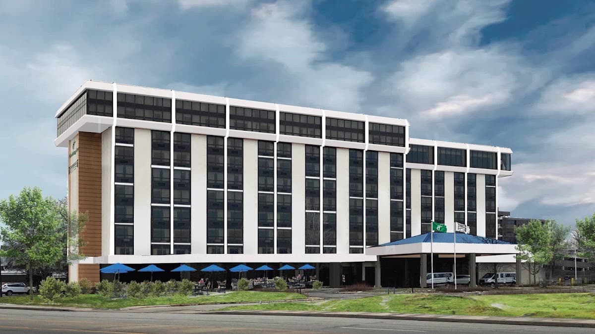 Staybridge Suites Chicago O'Hare - Rosemont by IHG - Airport shuttle hotel near ORD
