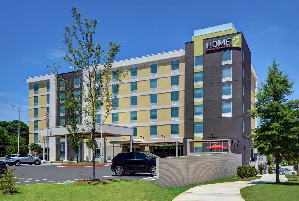 Home2 Suites by Hilton Atlanta Airport North - Airport shuttle hotel near ATL