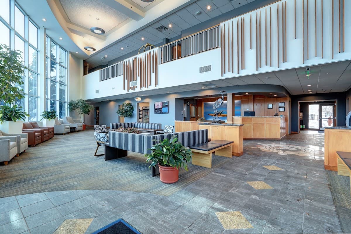 Dimond Center Hotel - Airport shuttle hotel near ANC