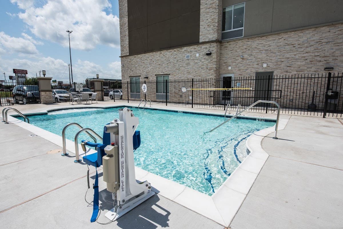 Holiday Inn Express & Suites Houston - Hobby Airport Area by IHG - Airport shuttle hotel near HOU