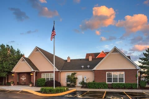 Residence Inn by Marriott Chicago O'Hare - Airport shuttle hotel near ORD