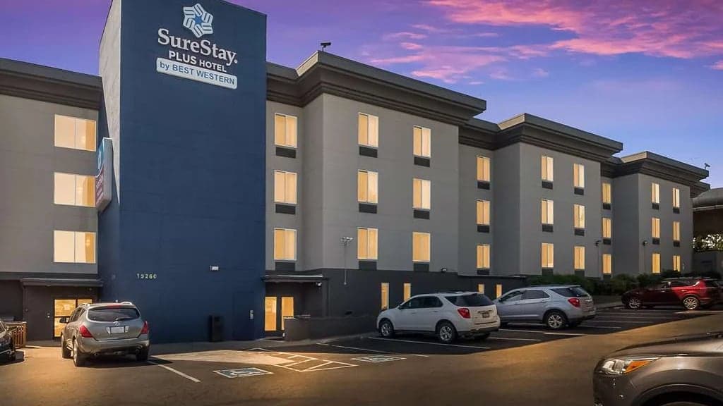SureStay Plus by Best Western SeaTac Airport - Airport shuttle hotel near SEA