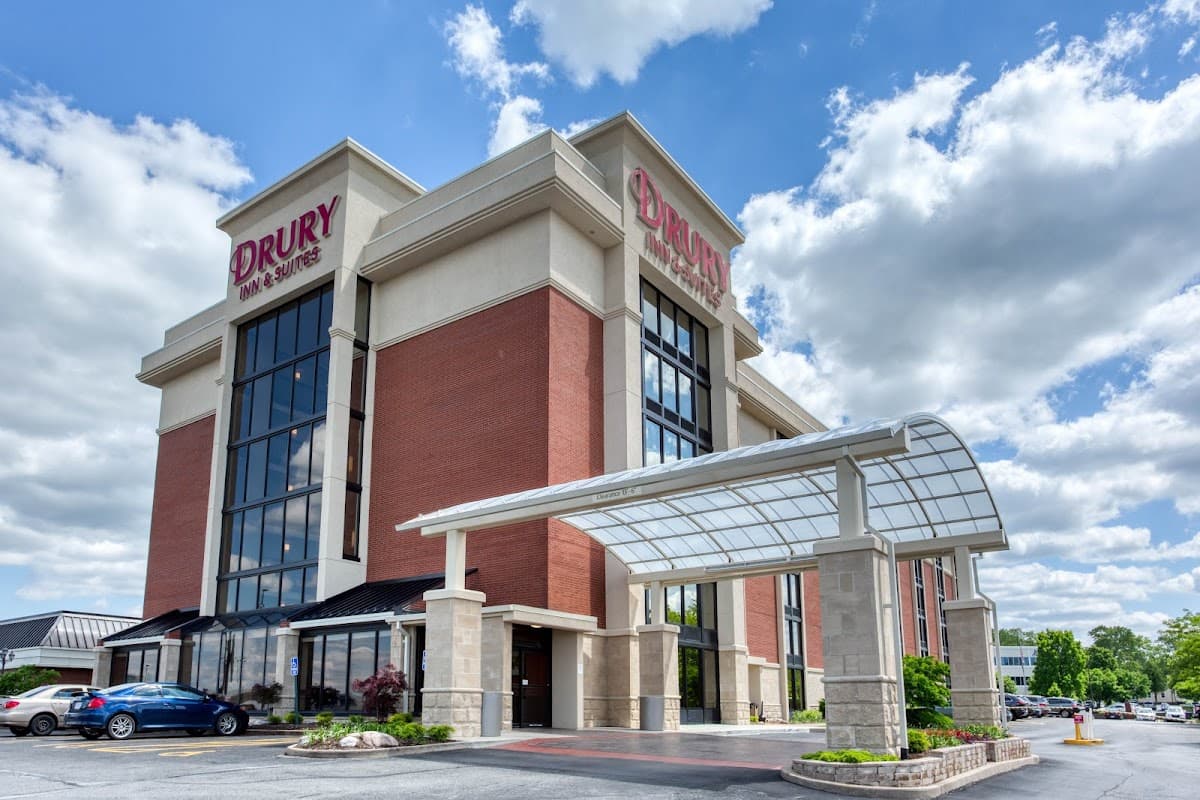 Drury Inn & Suites St. Louis Airport - Airport shuttle hotel near STL