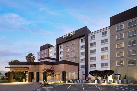 Courtyard by Marriott San Francisco Airport Burlingame - Airport shuttle hotel near SFO