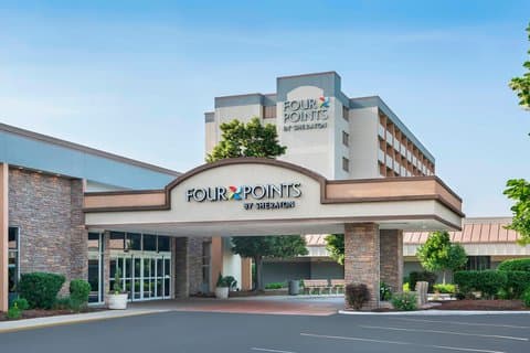 Four Points by Sheraton Chicago O'Hare Airport - Airport shuttle hotel near ORD