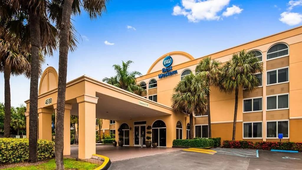 Best Western Ft. Lauderdale I-95 Inn - Airport shuttle hotel near FLL