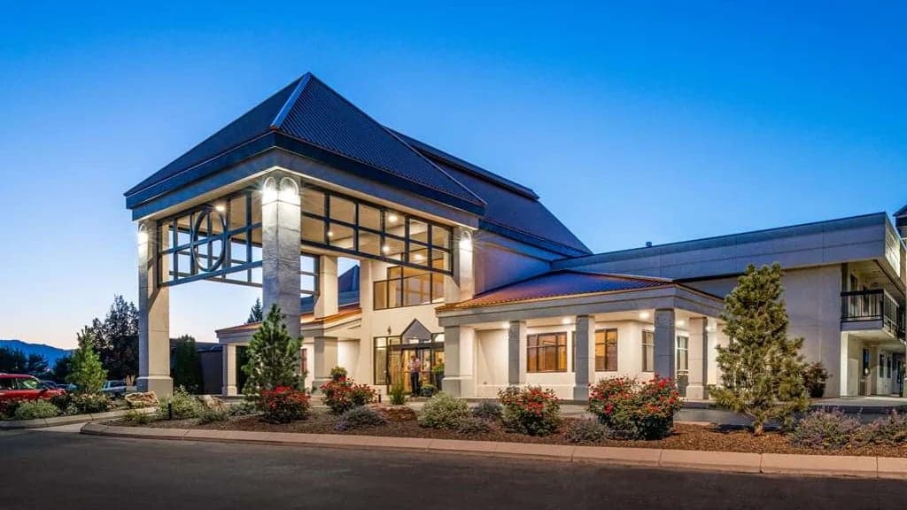 Best Western Vista Inn at the Airport - Airport shuttle hotel near BOI
