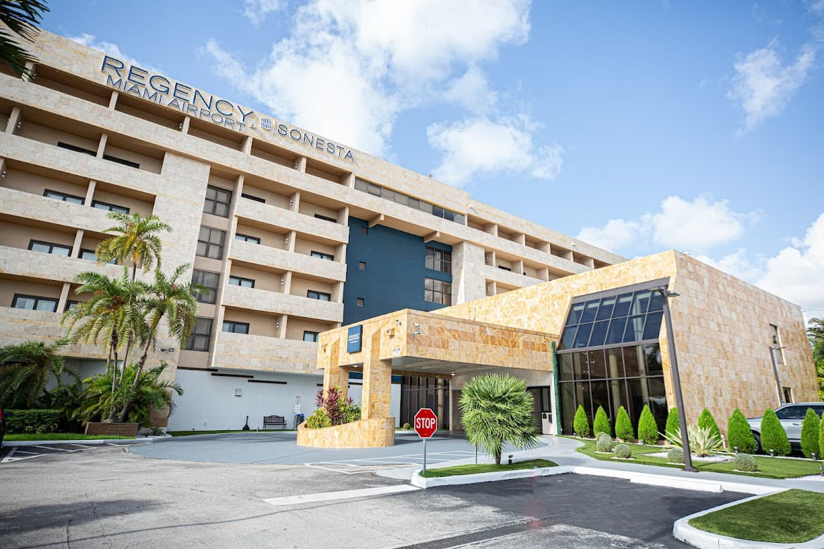 Regency Miami Airport by Sonesta - Airport shuttle hotel near MIA