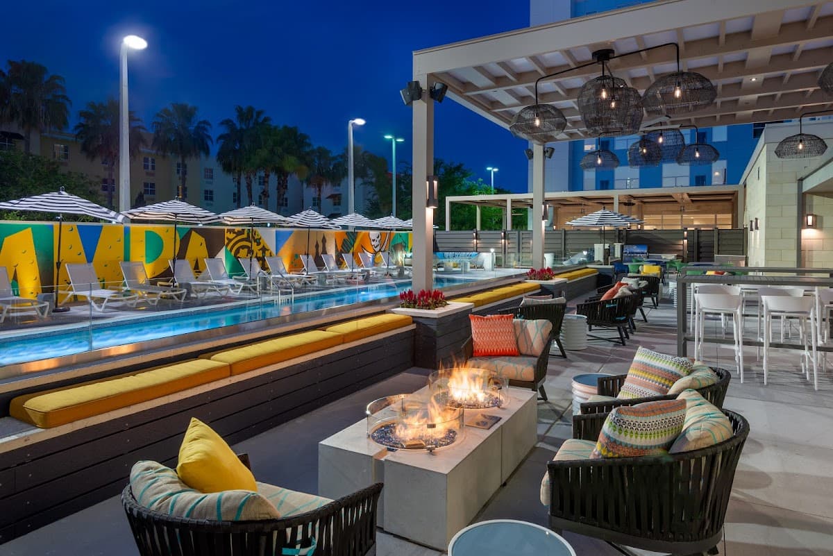 Hyatt House Tampa Airport / Westshore - Airport shuttle hotel near TPA