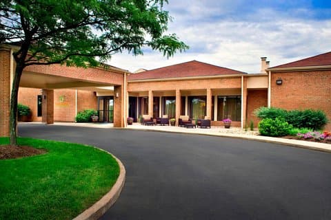 Courtyard by Marriott Hartford/Windsor Airport - Airport shuttle hotel near BDL
