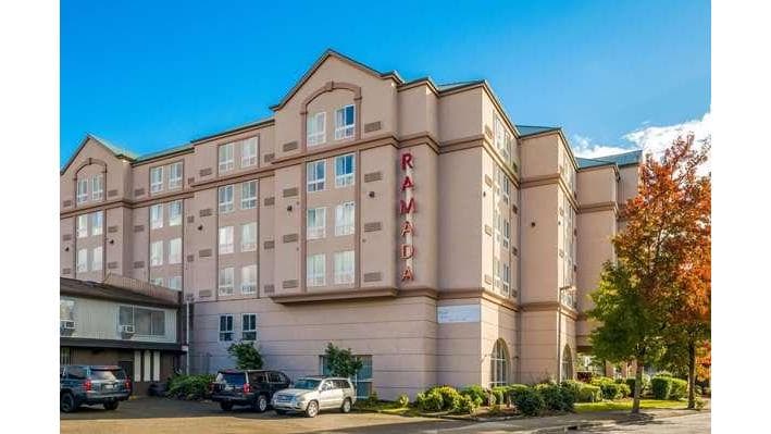 Ramada by Wyndham SeaTac Airport - Airport shuttle hotel near SEA