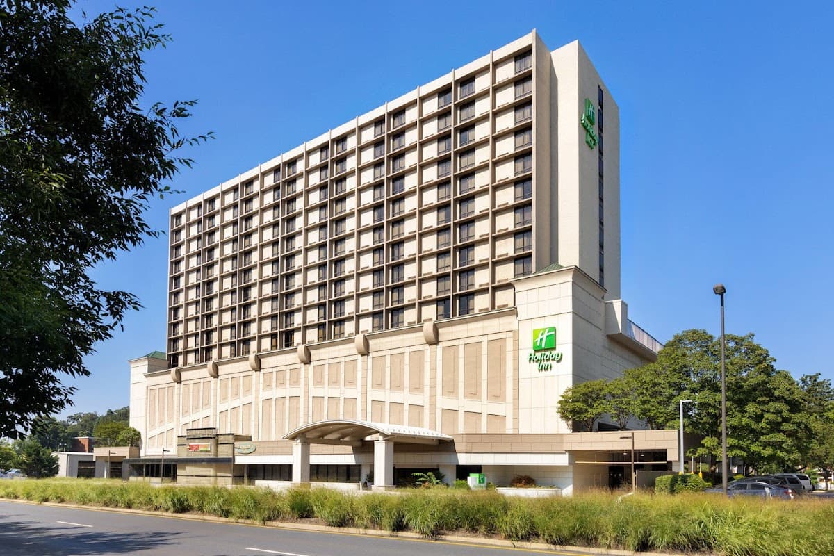 Holiday Inn National Airport/Crystal City by IHG - Airport shuttle hotel near DCA