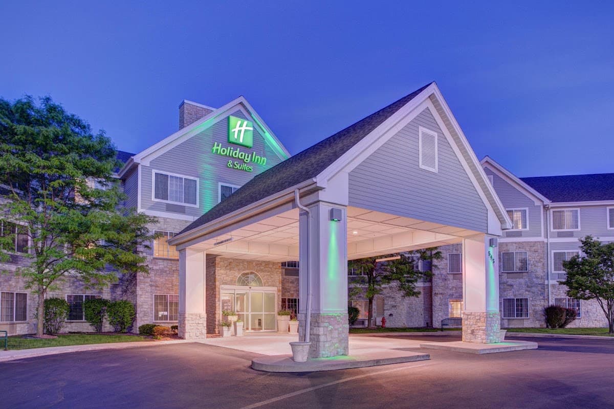Holiday Inn & Suites Milwaukee Airport by IHG - Airport shuttle hotel near MKE