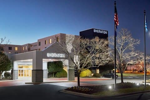 Sheraton Richmond Airport Hotel - Airport shuttle hotel near RIC
