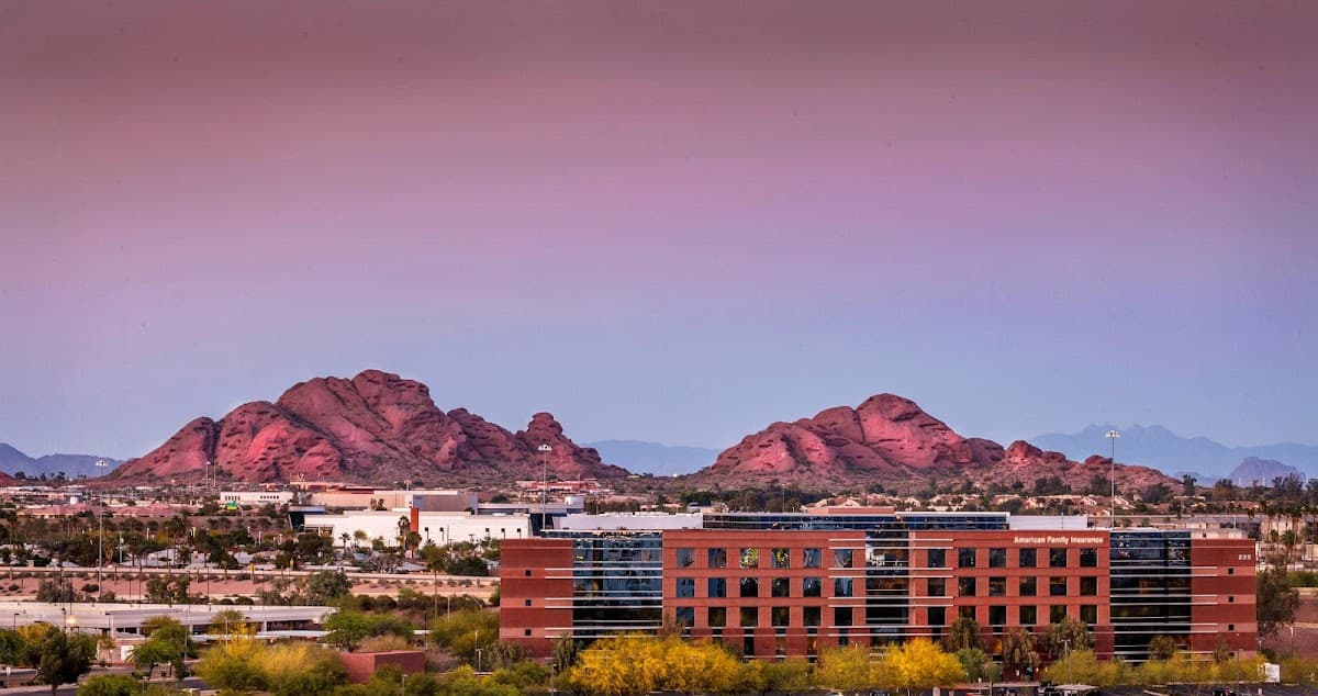 Crowne Plaza Phoenix Airport - PHX - Airport shuttle hotel near PHX