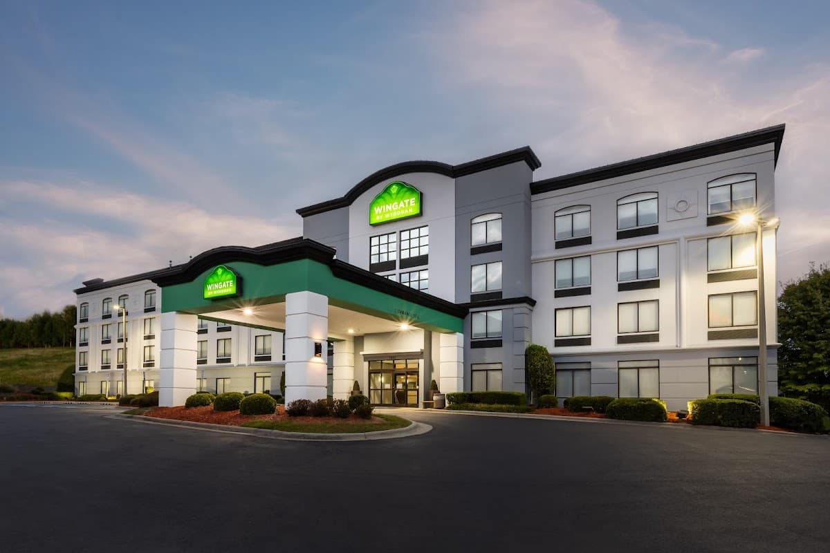 Wingate by Wyndham Charlotte Speedway/Concord - Airport shuttle hotel near CLT