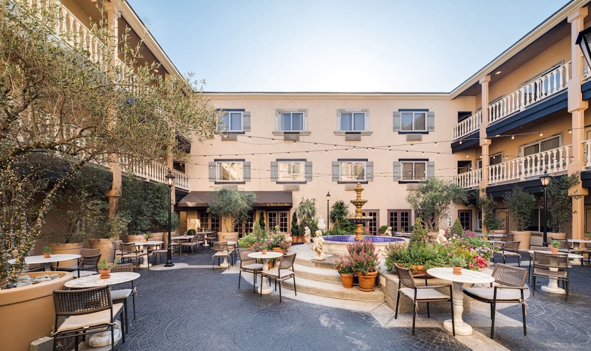 Ayres Hotel Costa Mesa/Newport Beach - Airport shuttle hotel near SNA