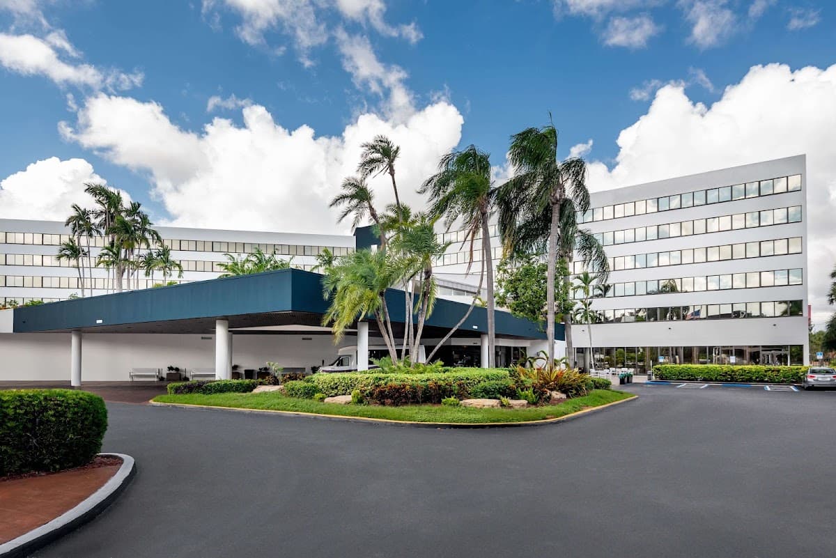 Sonesta Miami Airport - Airport shuttle hotel near MIA
