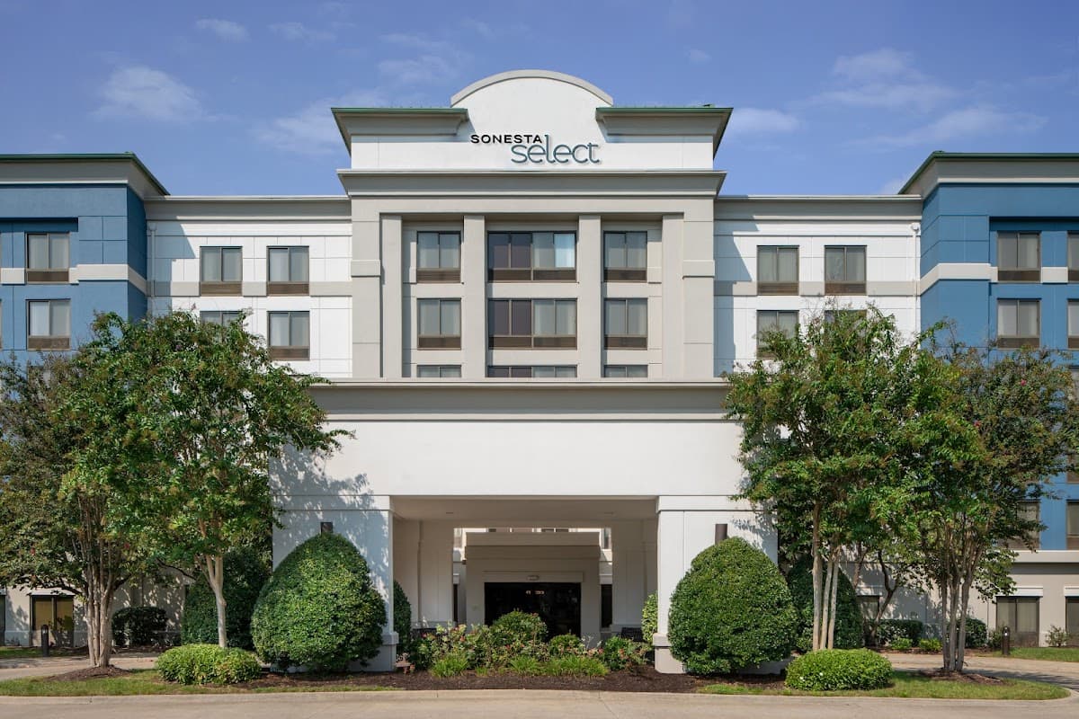 SONESTA SELECT NASHVILLE AIRPORT SUITES - Airport shuttle hotel near BNA