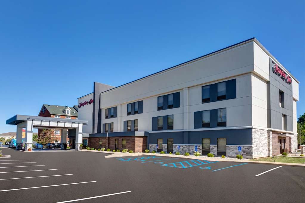 Hampton Inn Cincinnati Airport-North - Airport shuttle hotel near CVG