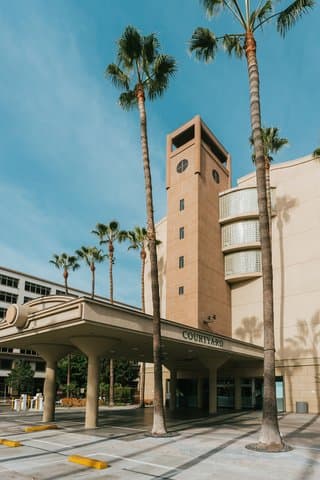 Courtyard by Marriott Los Angeles LAX/Century Boulevard - Airport shuttle hotel near LAX