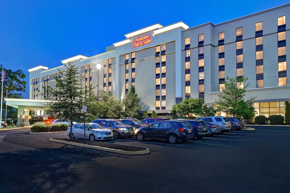 Hampton Inn & Suites Alexandria Old Town Area South - Airport shuttle hotel near DCA