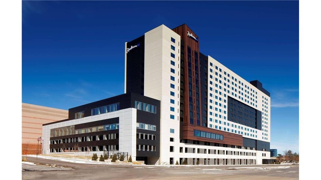 Radisson Blu Mall of America - Airport shuttle hotel near MSP