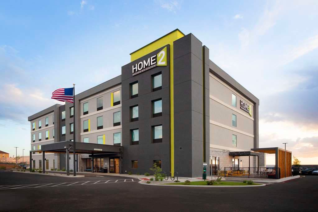 Home2 Suites by Hilton Albuquerque Airport - Airport shuttle hotel near ABQ