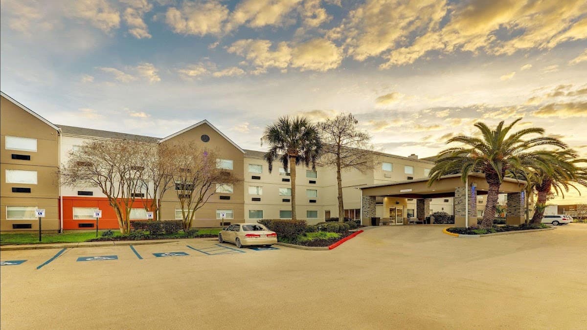 Holiday Inn Express Kenner - New Orleans Airport by IHG - Airport shuttle hotel near MSY