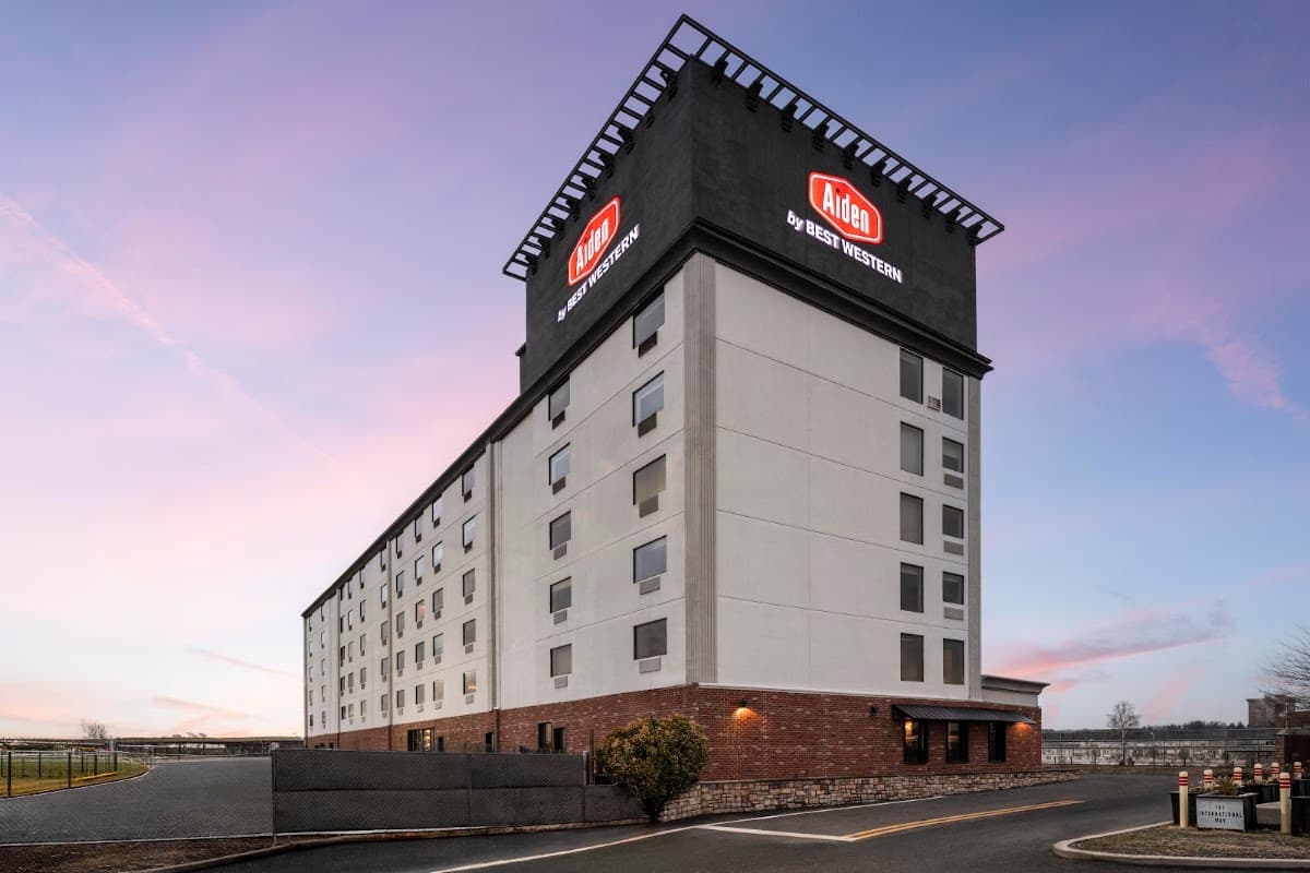Best Western Plus Newark Airport West - Airport shuttle hotel near EWR