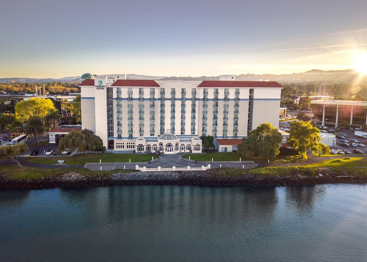 Embassy Suites by Hilton San Francisco Airport Waterfront - Airport shuttle hotel near SFO