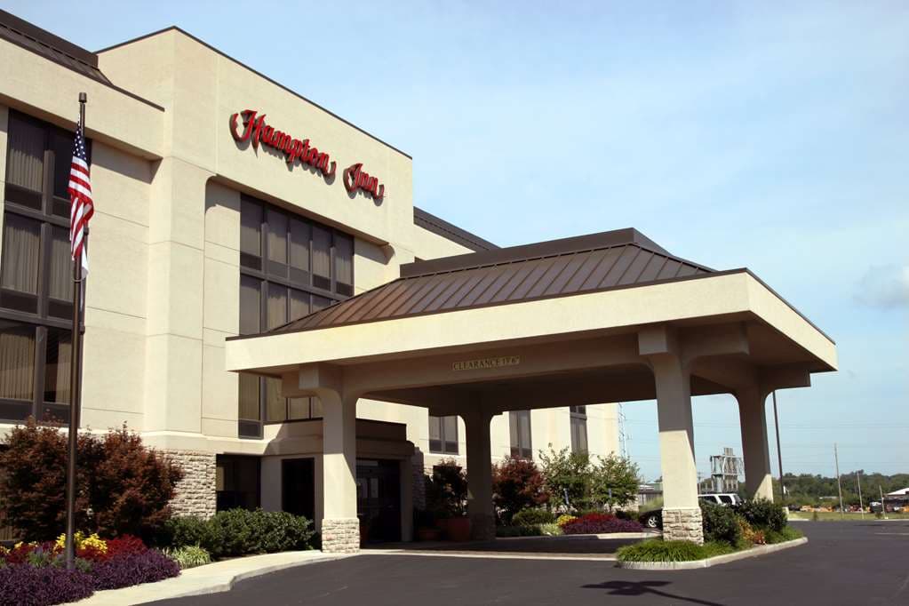 Spark by Hilton St. Louis Southwest - Airport shuttle hotel near STL