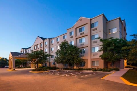Fairfield by Marriott Inn & Suites Minneapolis-St. Paul Airport - Airport shuttle hotel near MSP