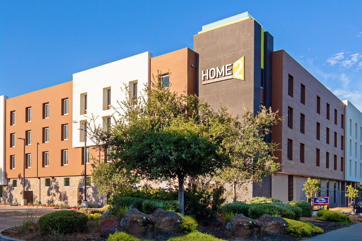 Home2 Suites by Hilton Alameda Oakland Airport - Airport shuttle hotel near OAK